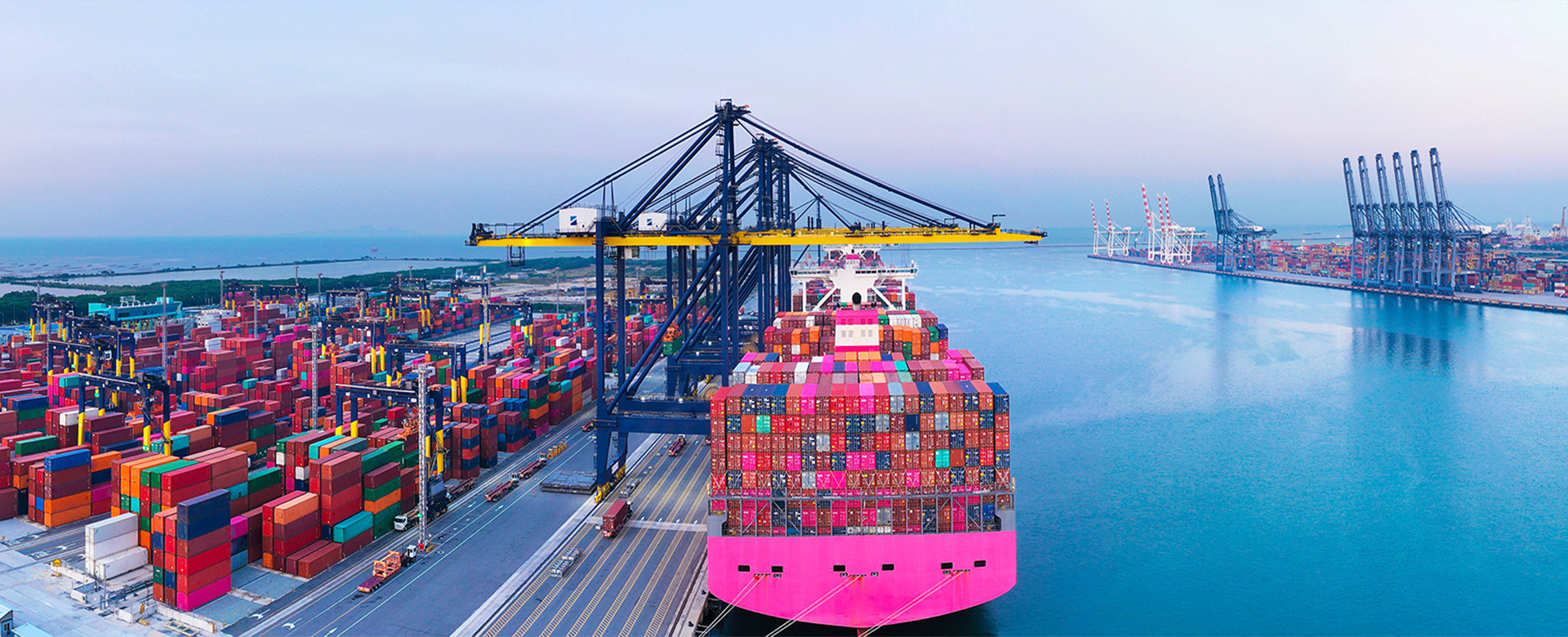 LOGISTICS HẢI PHÒNG: VẪN LÀ “LẤY CÔNG LÀM LÃI”