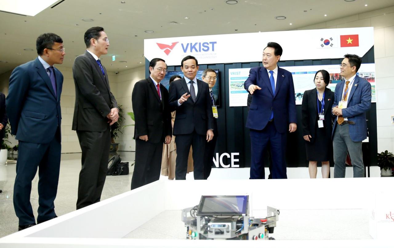 TỔNG THỐNG HÀN QUỐC YOON SUK YEOL: VIỆT NAM VÀ HÀN QUỐC LÀ ĐỐI TÁC TRỌNG ĐIỂM TRONG NGHIÊN CỨU VÀ PHÁT TRIỂN.